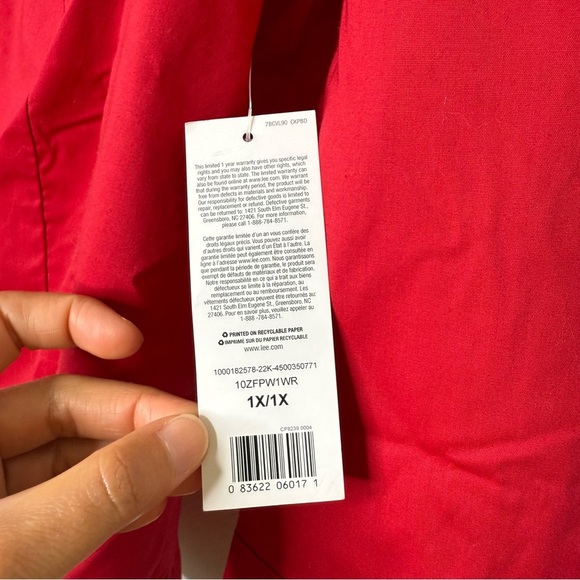 Lee Riders Red Button-Down 3/4 Sleeve Blouse Size 1X NWT - Picture 6 of 12